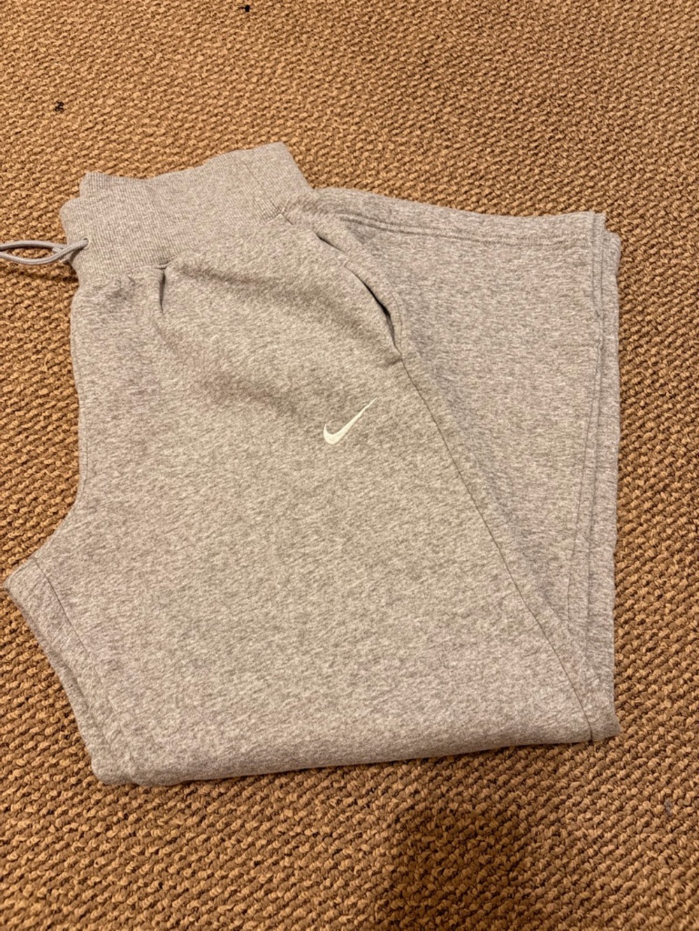 Nike Light Gray Heather  Sweatpants